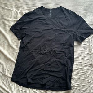 Never worn XL men tee